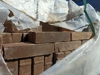 17x pallet Gevelstenen