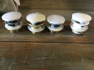 4x Dozen mix van afvoerpluggen