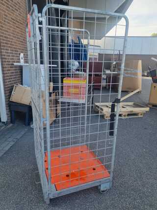 3x Containers, grijs/oranje
