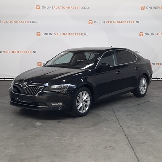 Personenauto, Skoda, Superb Combi 1.6 TDI Style