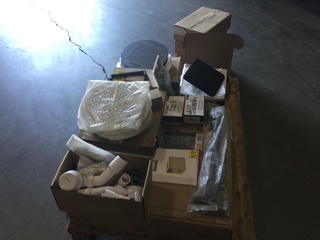 Pallet met diverse sanitair artikelen