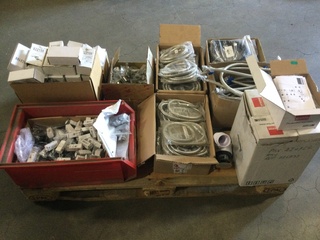 Pallet met diverse sanitair lampen