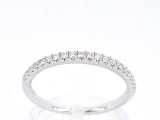 Witgouden rijring met briljant geslepen diamant