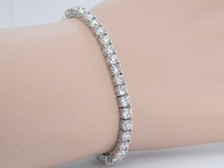 Witgouden armband met briljant geslepen diamanten 9.00 carat