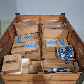 Partij diverse onderdelen, O.a DAF