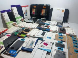 Partij accessoires voor smartphones en tablets, 47 stuks