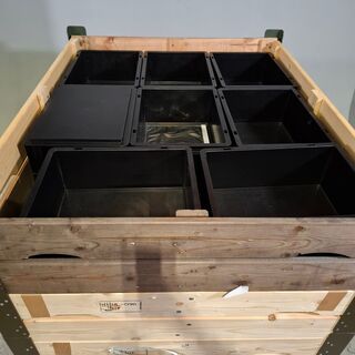 Partij kunststof kratten