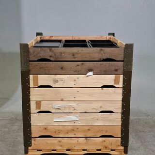 Partij kunststof kratten