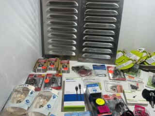 Partij met diverse producten – ca. 70 stuks