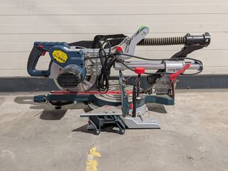 Telescoop-/afkortzaag – 230V Bosch, GCM 8 SJL, bouwjaar 2023