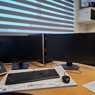 2x Monitor Iiyama, diverse modellen