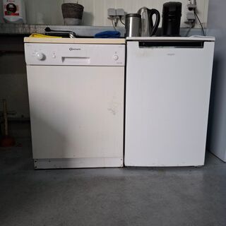 Koelkast met vaatwasser Exquisit, Bauknecht, KS15-4-E-E40EW, GSFS 6420