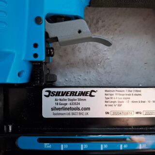 Pneumatische tacker Silverline, bouwjaar 2020
