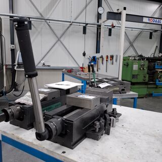 Machine werkstukklem Gressel, Gripos