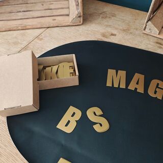 Magnetisch bord met cijfers en letters