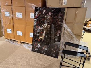 Schilderij gehard glas Astronaut bloemen Homebound