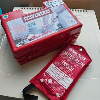 BHV Verband koffer met brand blusdeken