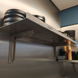2x Wandplanken met steunen
