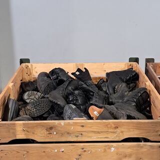 Partij diverse schoenen