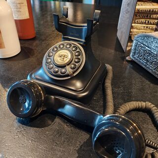 Decoratieve telefoon, zwart