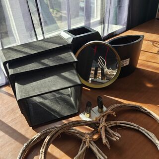 Vazen en decoratie, zwart