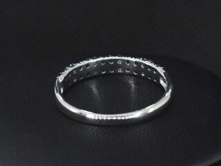 Witgouden ring met diamanten en saffieren