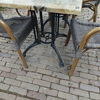 Ca. 13x Terras tafels