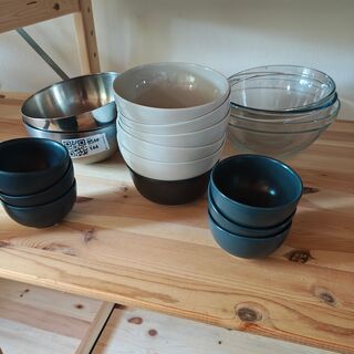 Diverse schalen en kommen