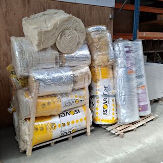 Partij divers isolatiemateriaal op 2x pallet