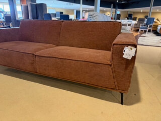 2,5 zits bank, Knudsen, licht bruin / taupe