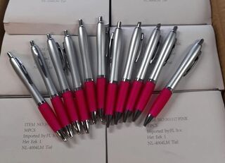 Ca. 1000x Balpen, red