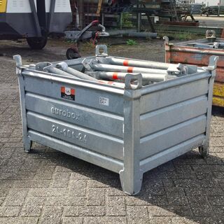 Partij O-consoles & hulpkortelingen in transportbak, Layher, Allround,