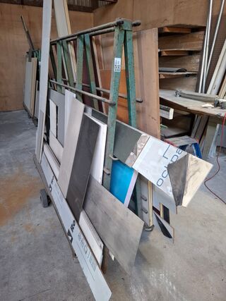 Platenwagen met inhoud