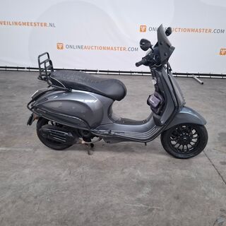 Snorscooter, Vespa, Sprint 50, 2018