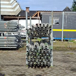 Ca. 72x Staanders met pen, Layher, Allround | 200 cm (ring 50), in 2x