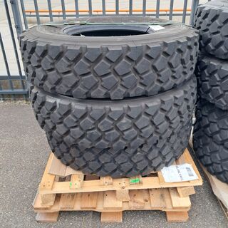 3x Vrachtwagenband, Michelin, XZL