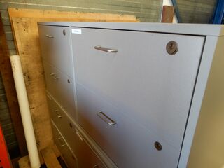 2x Ladekast met 4 laden, grijs