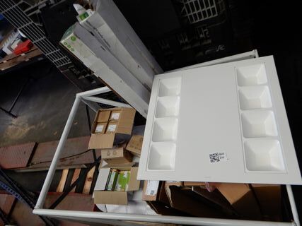 Palletkooi met diverse verlichting, Philips/Osram