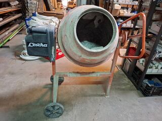 Betonmolen Leschsa, SM145S