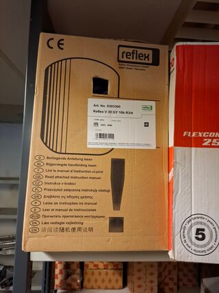 Partij installatiemateriaal in 2mtr stelling o.a. Atag, Remeha
