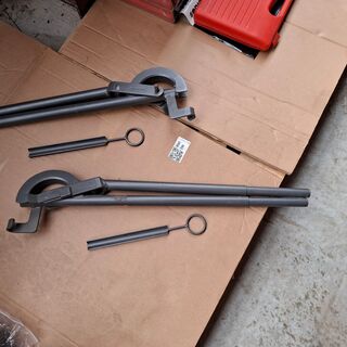 2x Pijpenbuiger 22CV