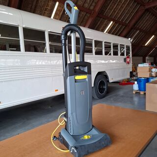 Tapijtborstelzuiger Karcher, CV 30/1, bouwjaar 2020
