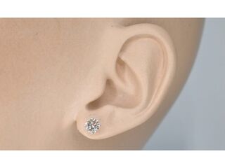 Witgouden diamanten oorbellen van 1.20 carat