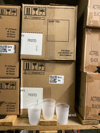 Ca. 2000x Frost-flex bekers, transparant