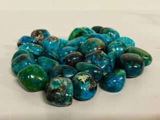 Chrysocolla trommelstenen