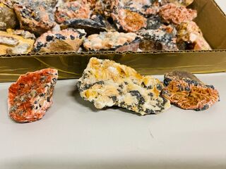 Ca. 28x Cerusiet / bariet clusters