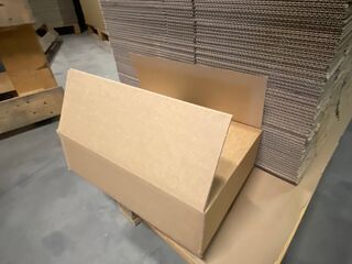 Ca. 450x Verzenddozen, bruin, 40x30x12cm