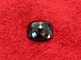Diamant – 5.84 carat echte natuurlijke zwarte diamant in kussen vorm (