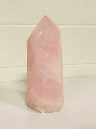 Rozenkwarts obelisk