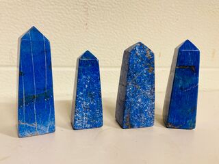 4x Lapis Lazuli obelisk (4-zijdig)